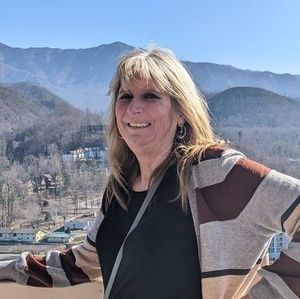 Meet your Posher, Theresa